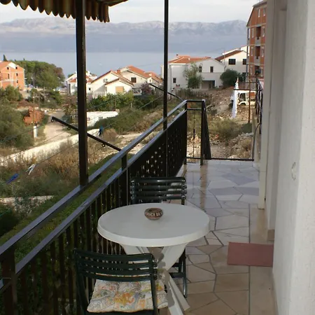 Apartman With Parking Space Sutivan, Brac - 747