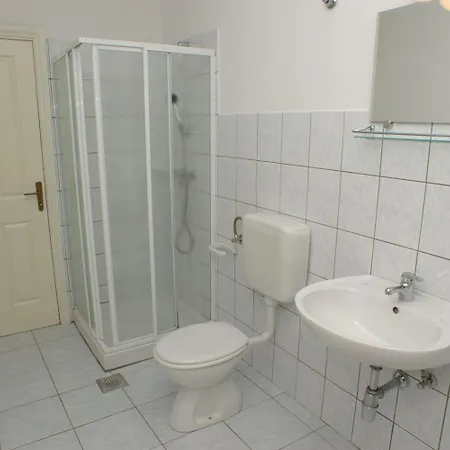 Apartmán With Parking Space Sutivan, Brac - 747
