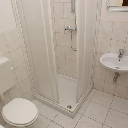 With Parking Space Sutivan, Brac - 747 Apartmán Sutivan