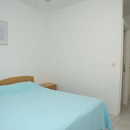 With Parking Space Sutivan, Brac - 747 Apartmán