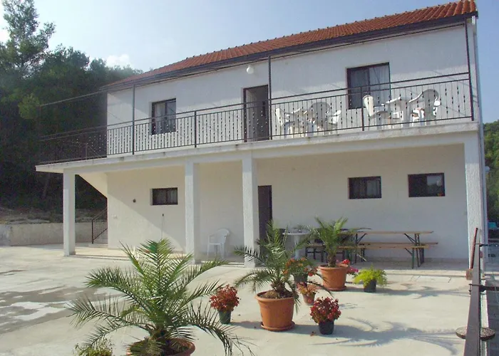 With Parking Space Sutivan, Brac - 747 سوتيفان