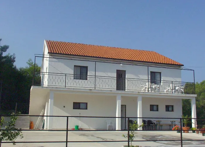 Apartament With Parking Space Sutivan, Brac - 747 *