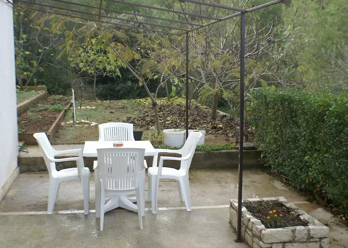 شقة With Parking Space Sutivan, Brac - 747 *