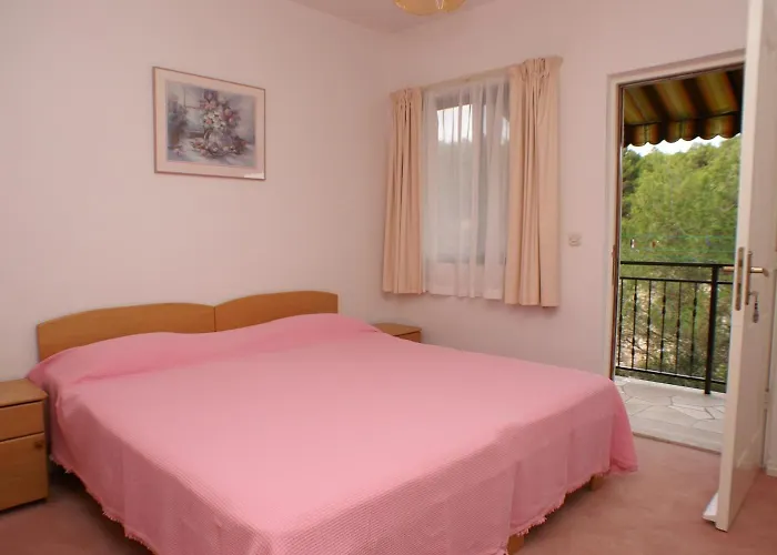 شقة With Parking Space Sutivan, Brac - 747 سوتيفان