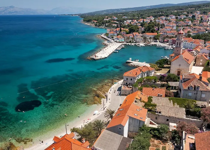 شقة With Parking Space Sutivan, Brac - 747 سوتيفان