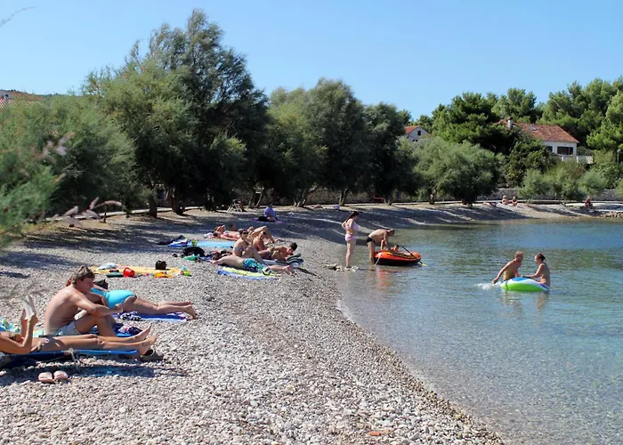 With Parking Space Sutivan, Brac - 747 * سوتيفان