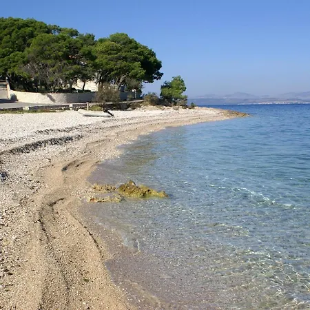 Appartement With Parking Space Sutivan, Brac - 747 Sutivan