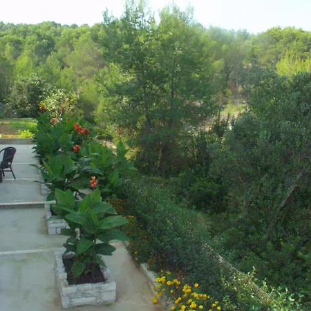 With Parking Space Sutivan, Brac - 747 Appartement *