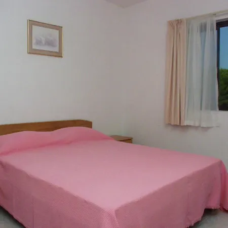 Appartement With Parking Space Sutivan, Brac - 747 Sutivan