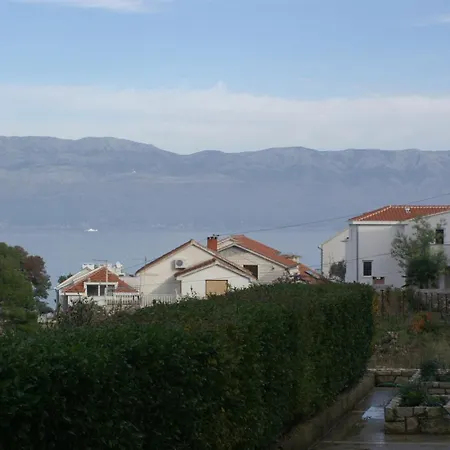 With Parking Space Sutivan, Brac - 747 Appartement *