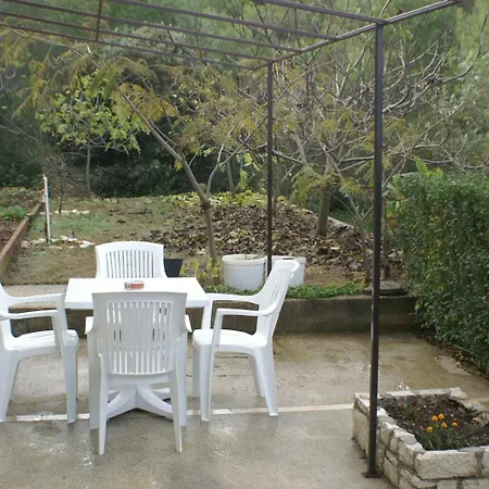 Appartement With Parking Space Sutivan, Brac - 747 *