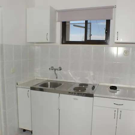 With Parking Space Sutivan, Brac - 747 Appartement *